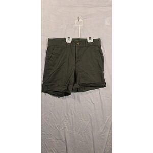 Old Navy Mid-Rise Twill Everyday Shorts in olive green Size 2